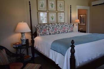 Cedar Spring Inn & Spa