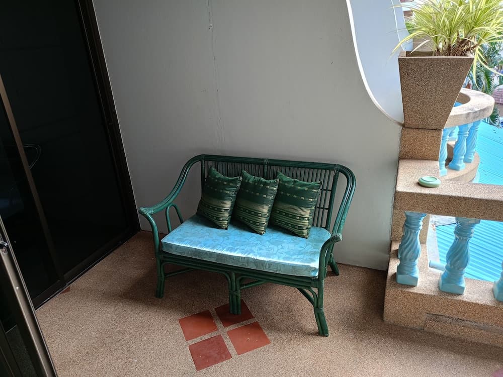 Patong Sunbeach Mansion
