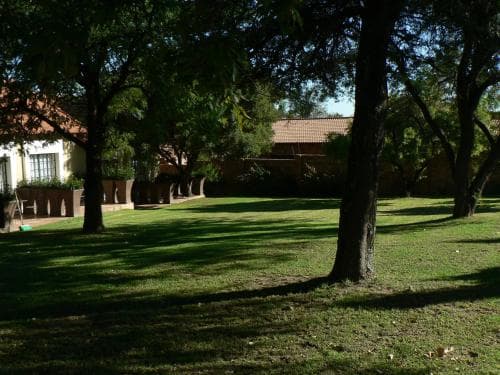 Blue Crane Lodge