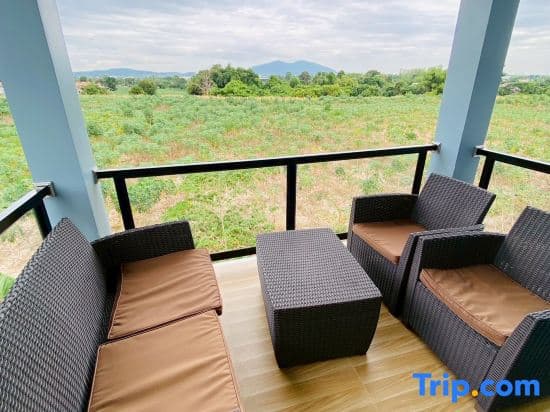 Cher Cher Pool Villa