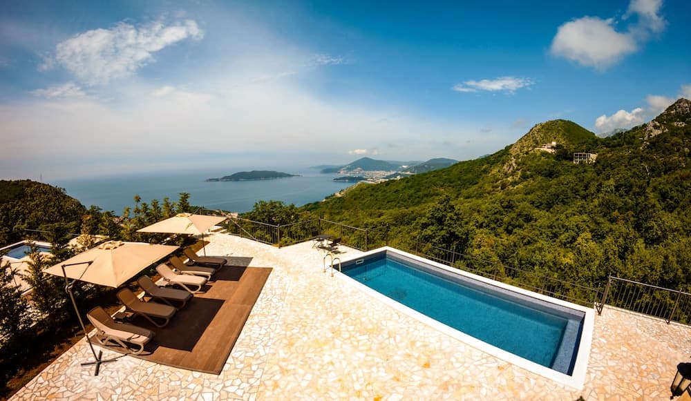 Oak Leaf Residences