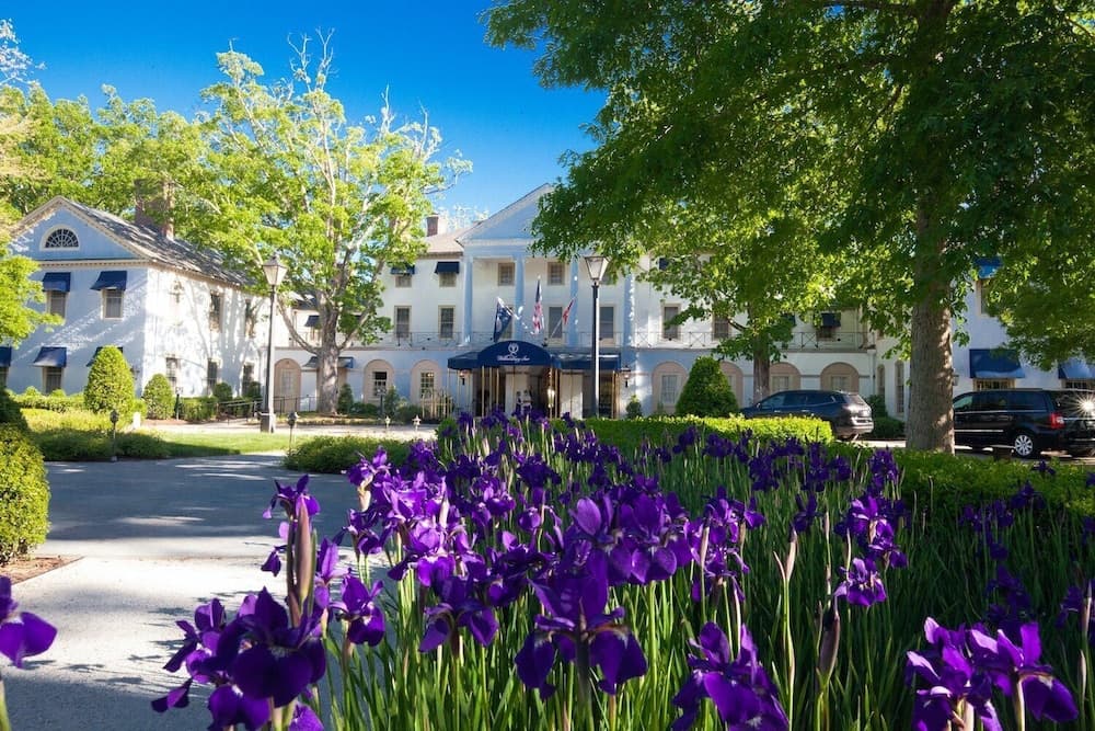 Williamsburg Suites