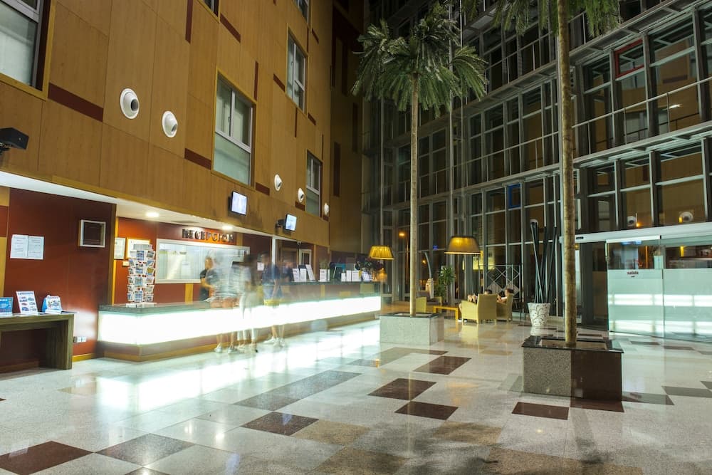 Fenix Beach Apartmentos