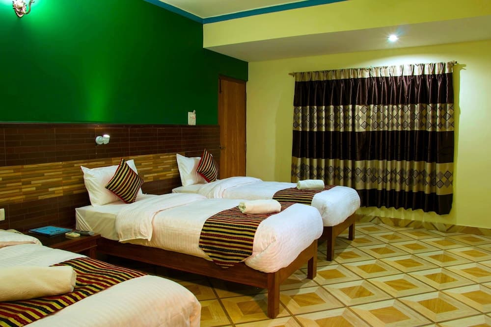 Hotel Adam
