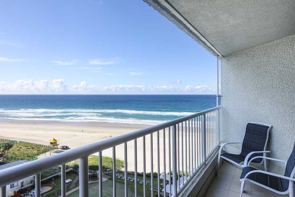 Breakers North Absolute Beachfront Apartments