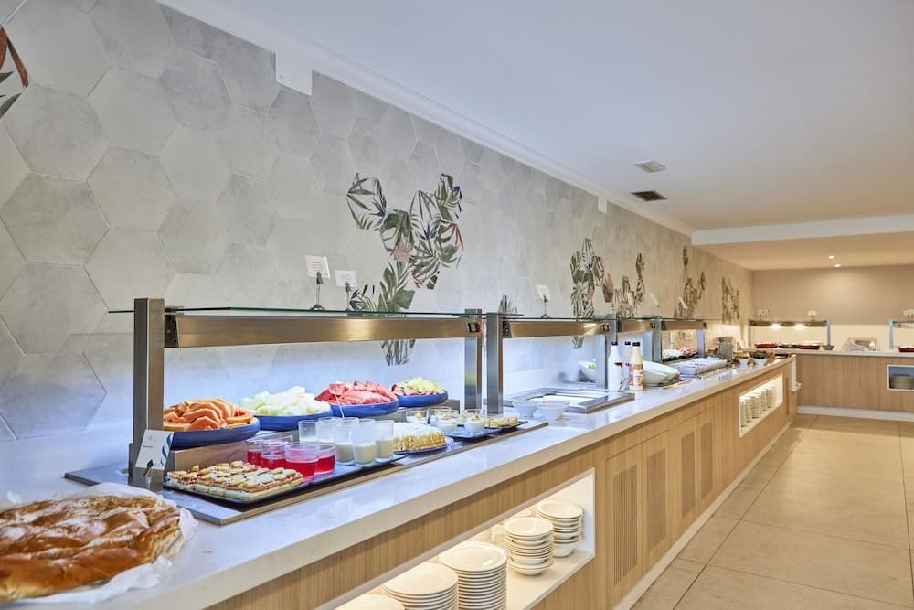 Universal Aparthotel Don Camilo