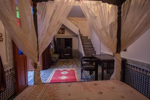 Riad Naila