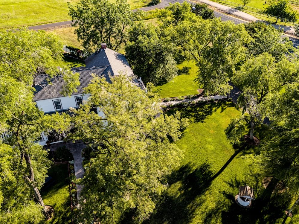 Bybee s Historic Inn