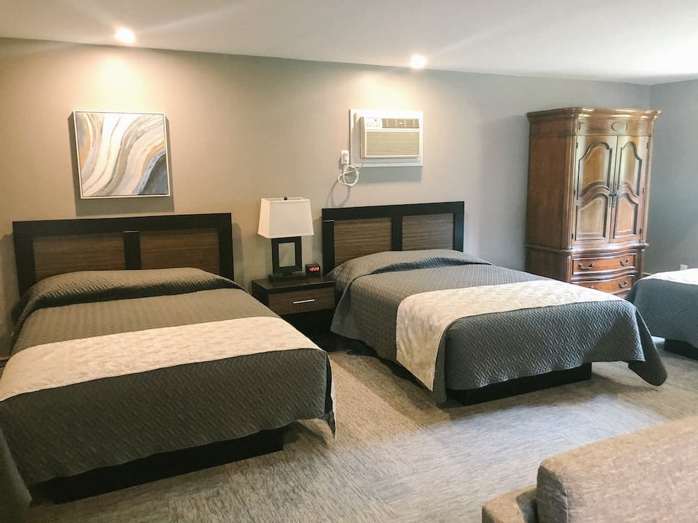 Inn at the Alpine