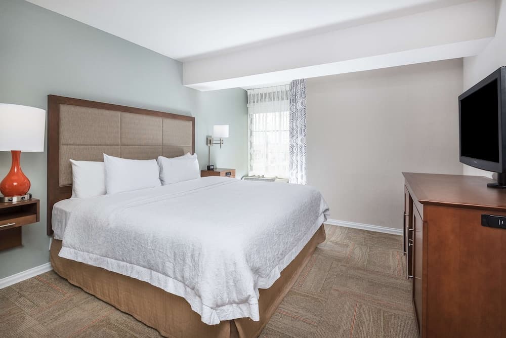 Hampton Inn & Suites Florence Center