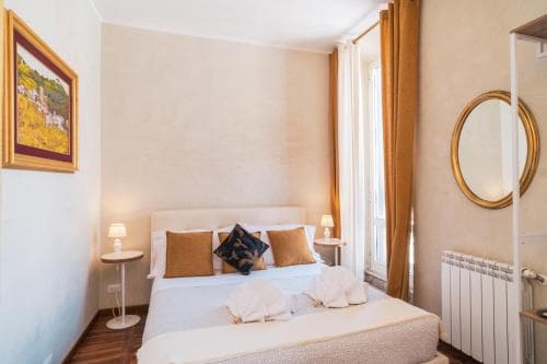 Golden Rooms