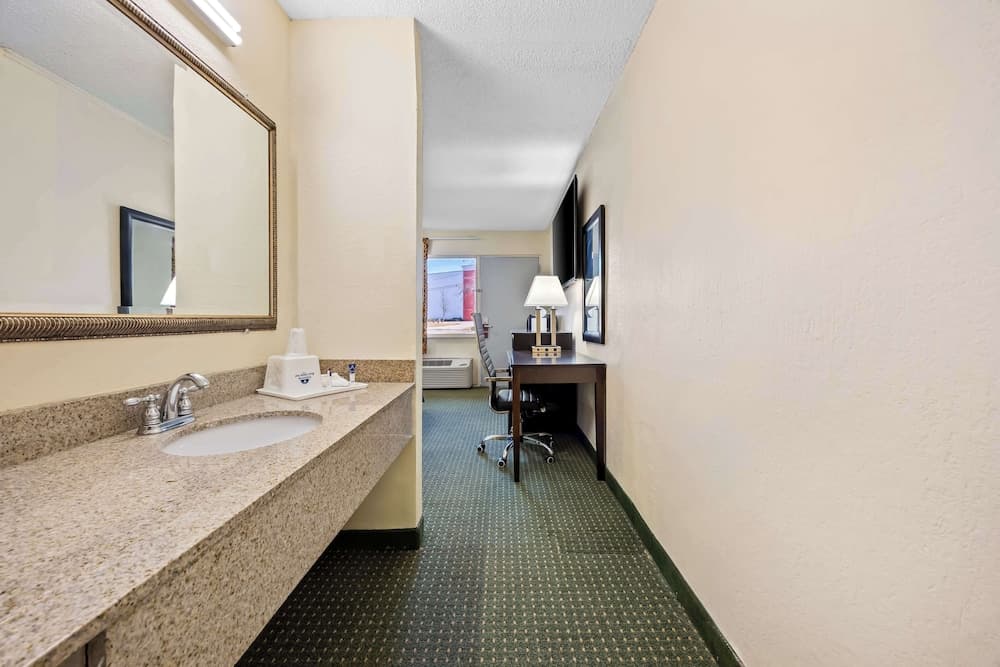 Americas Best Value Inn