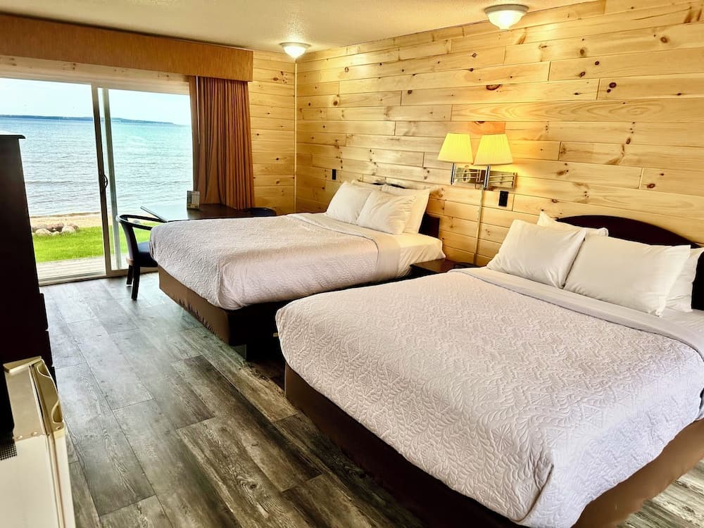 Sunrise Beach Motel