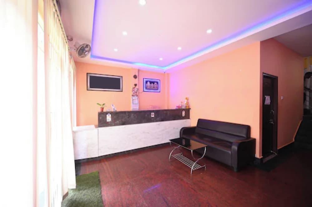 Goroomgo New Moon Inn Puri1024