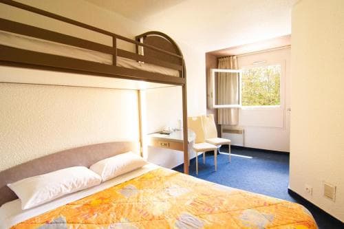 Egg Hotel Dieppe