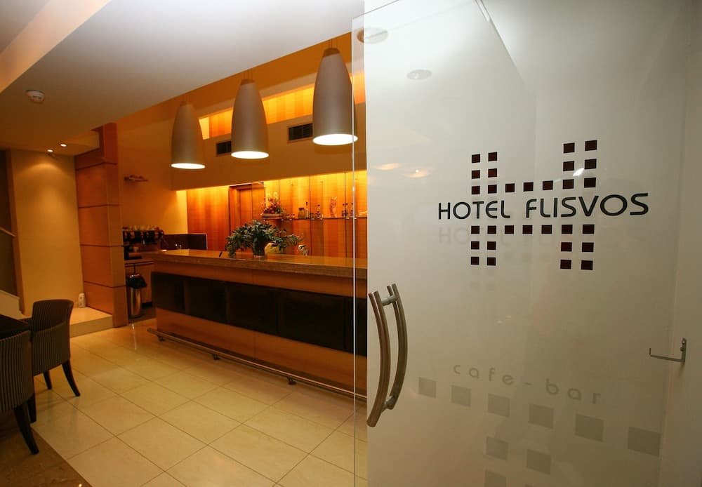 Hotel Flisvos