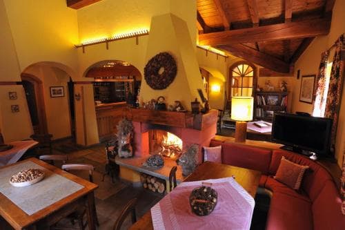 Hotel De La Tor