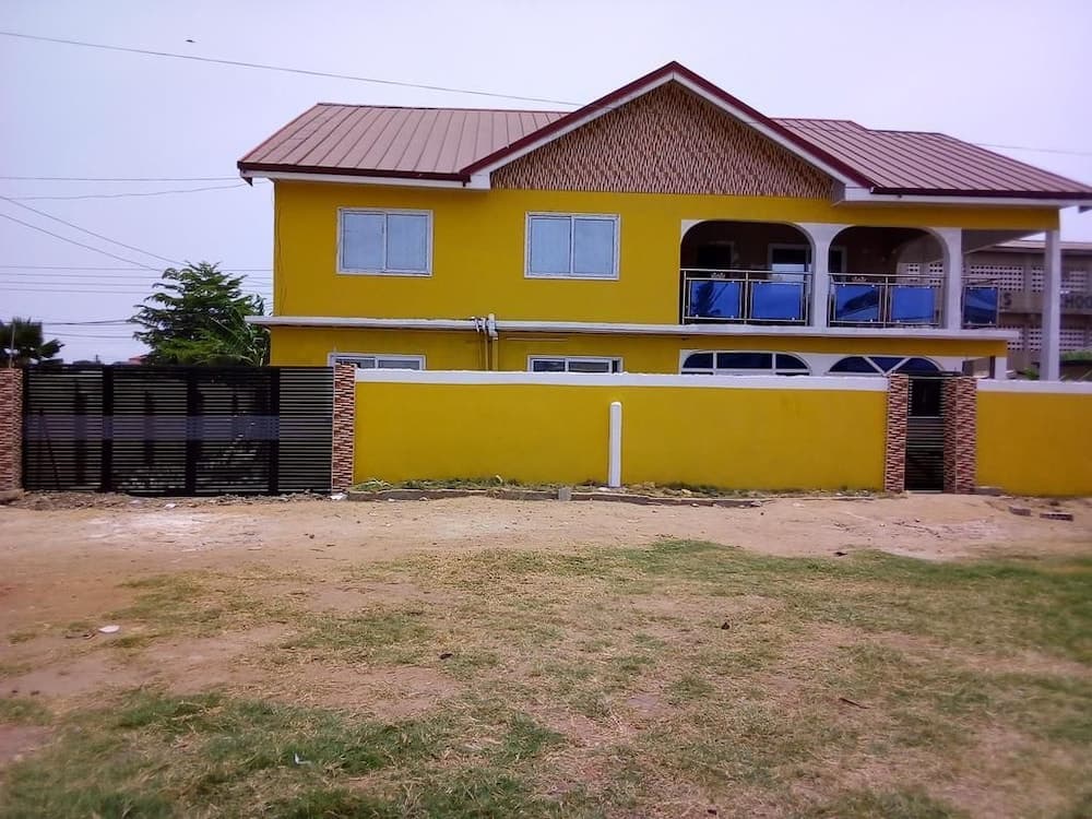 Ocean Breeze Hostel