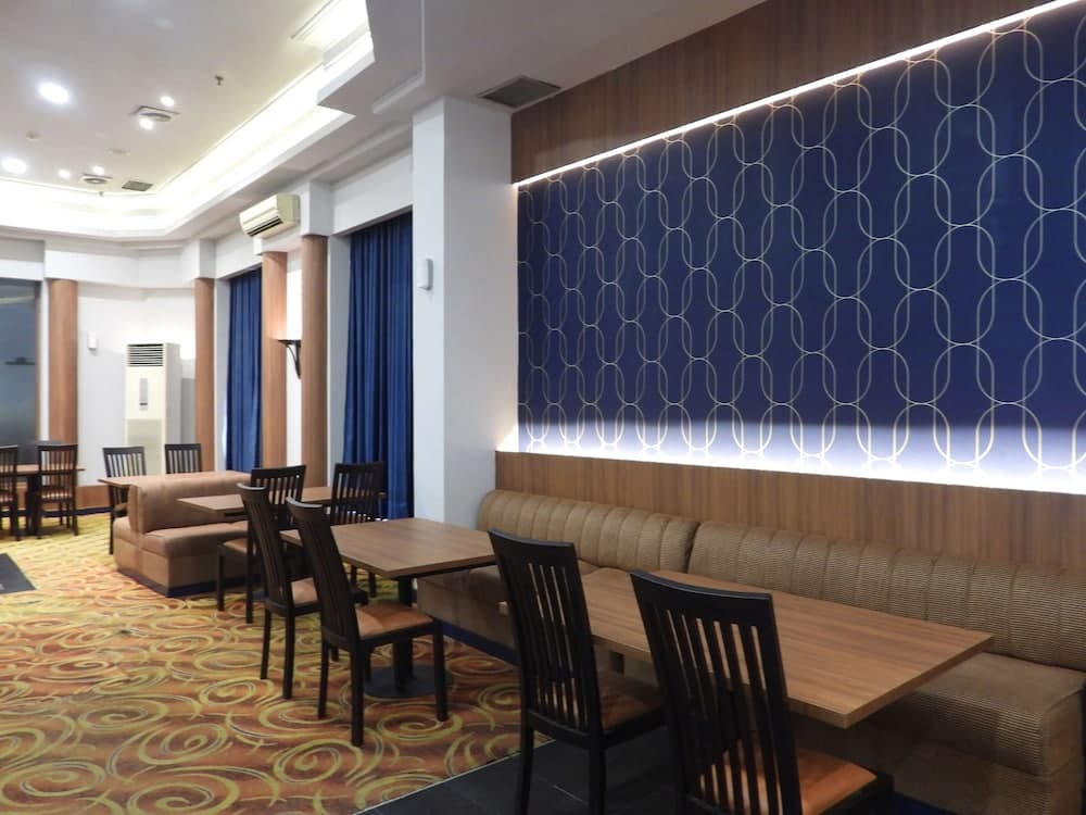 Travellers  Hotel  Jakarta