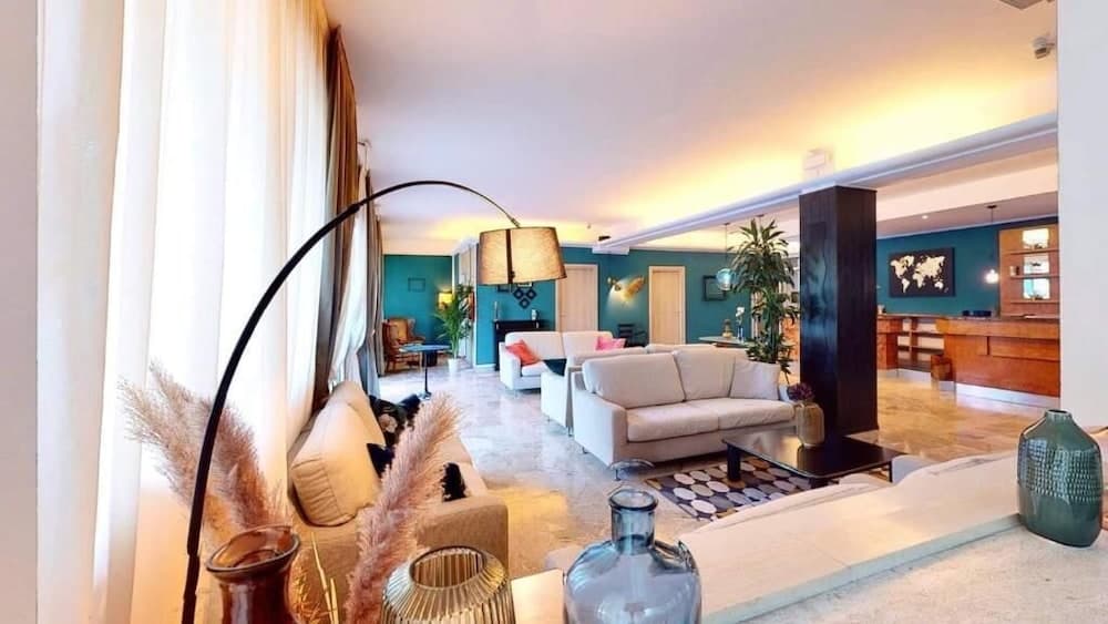 Helios Beach Hotel