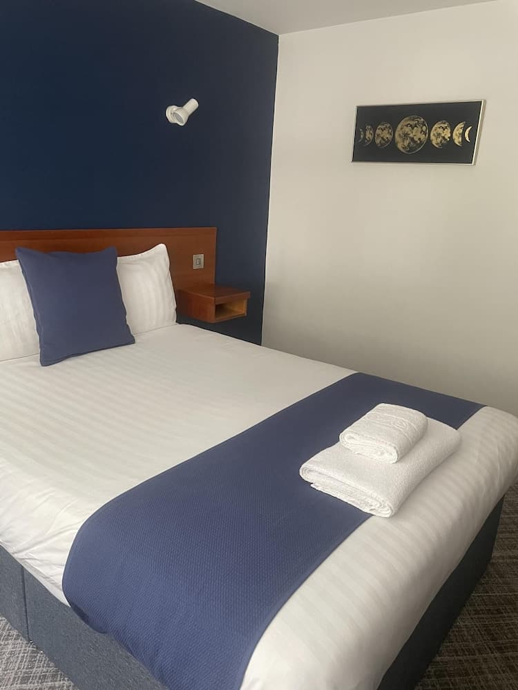 Chase Hotel