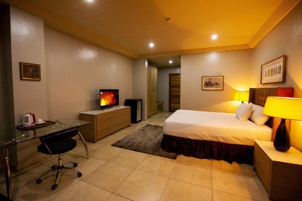 Genesis Reventon Hotel