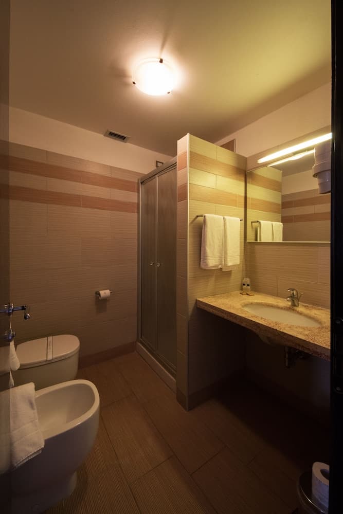 Easy Space