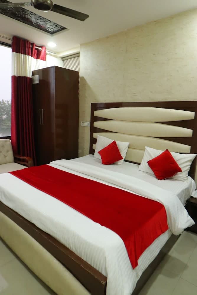 Hotel Eurasia Mohali Airport