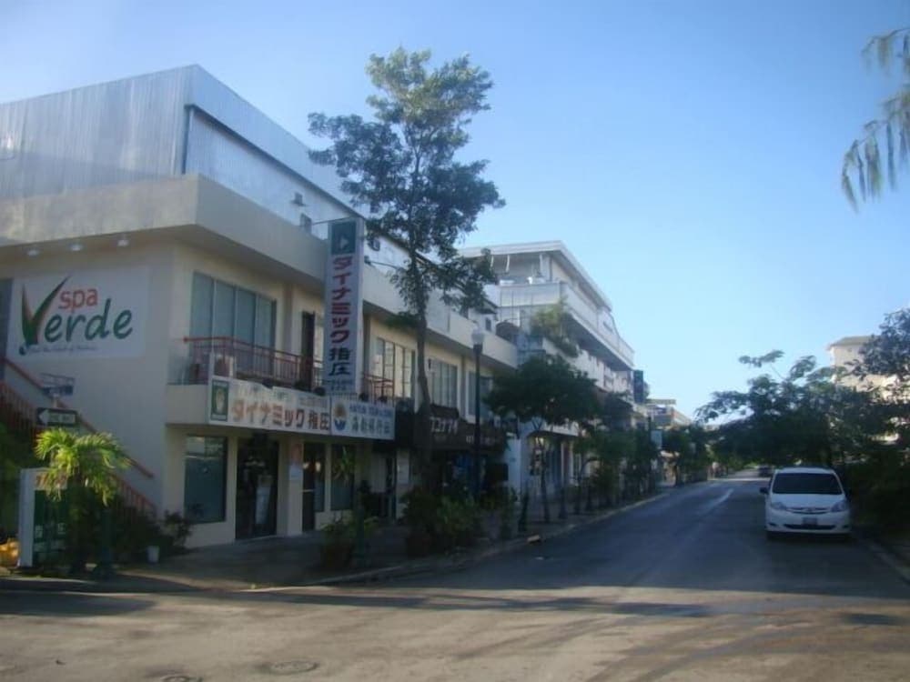 Micro Beach Hotel
