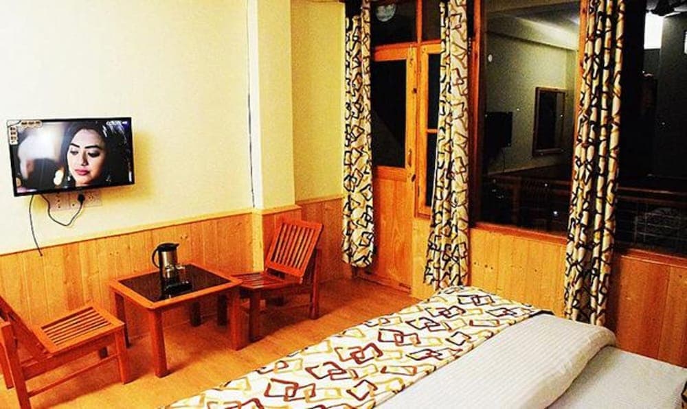 Fabhotel Mahavir