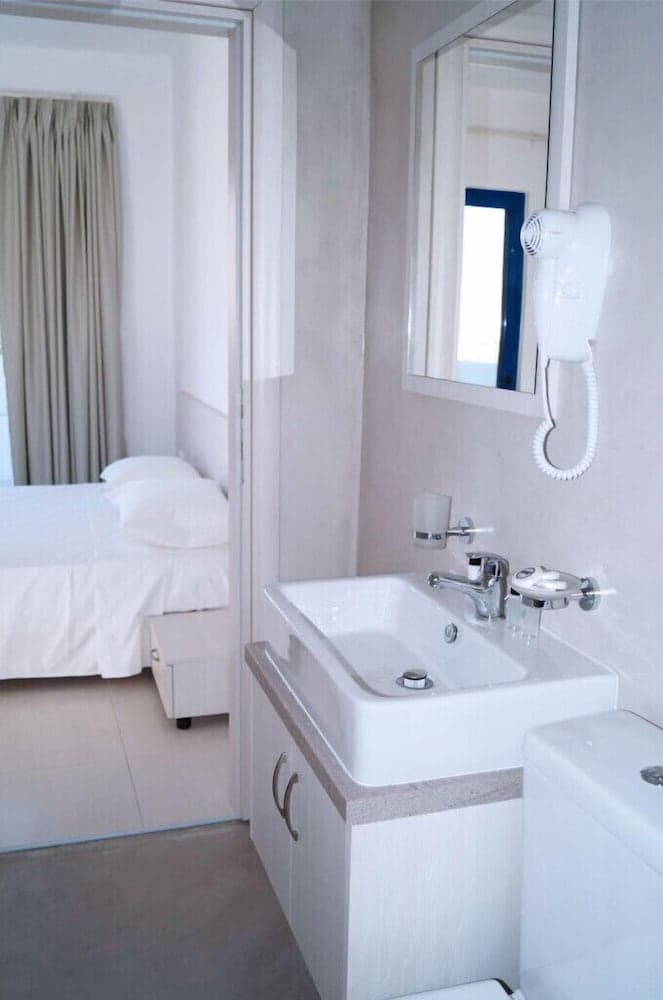 Eagles Nest Hotel
