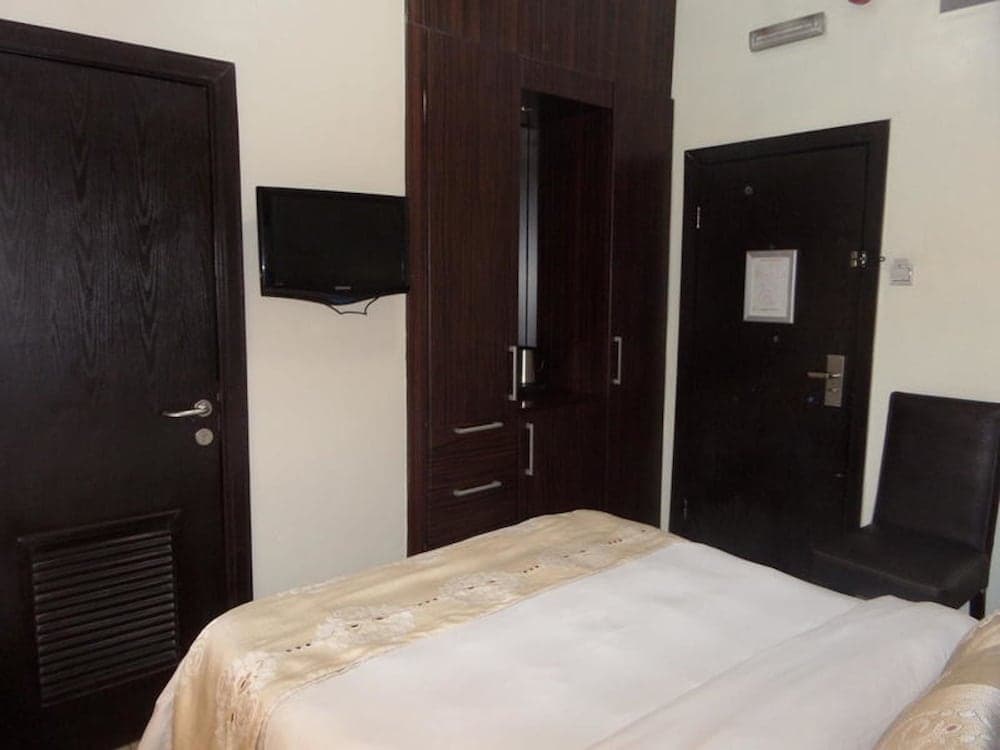 Triedent Suite
