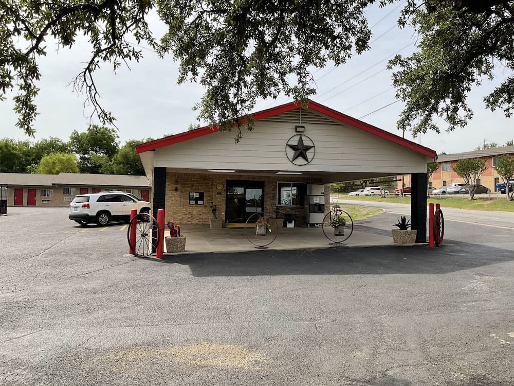 Glen Rose Inn