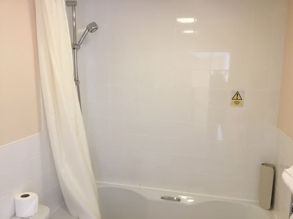 Kintore Arms Hotel