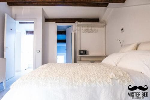 Mister Bed