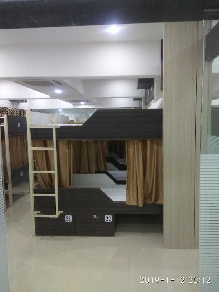 HOTEL RELAX AC DORMITORY