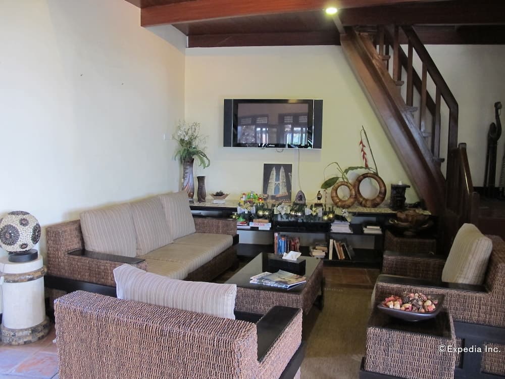 Utopia Resort & Spa