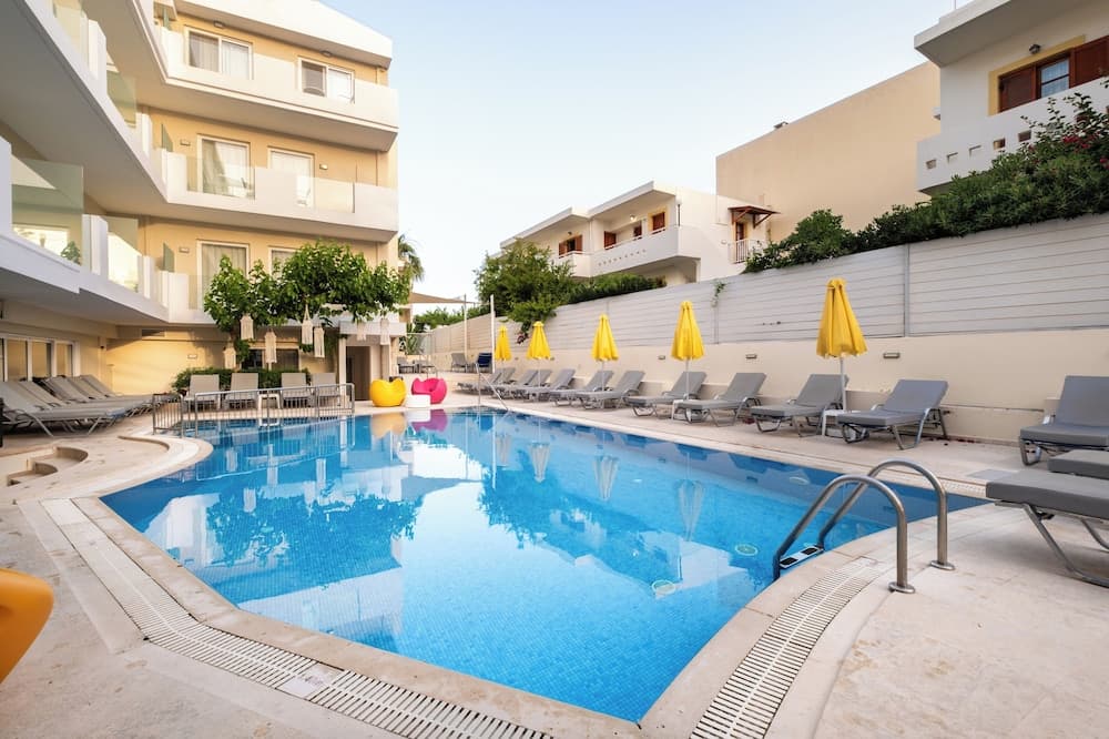 Dimitrios Beach Hotel