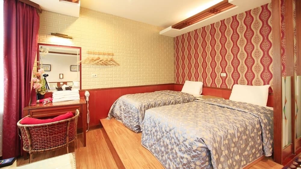 Hooja Hotel