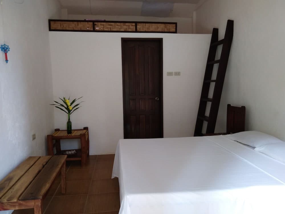 Hambilica Ecolodge