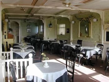 The Cliff Hotel