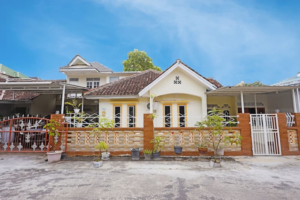 Wisma Pinggir Mitra RedDoorz