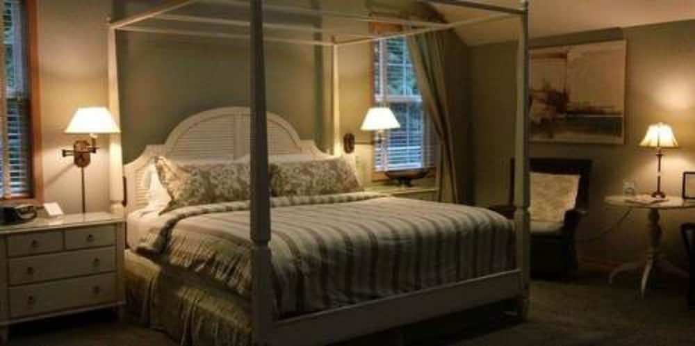 Lost Mountain Lodge