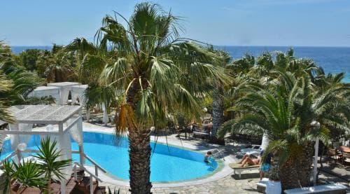 Zephyros Hotel