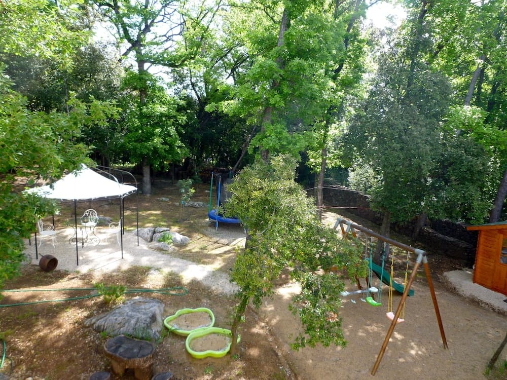 Villa Bois Dore