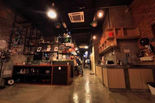 Cube Bed Station - Hostel