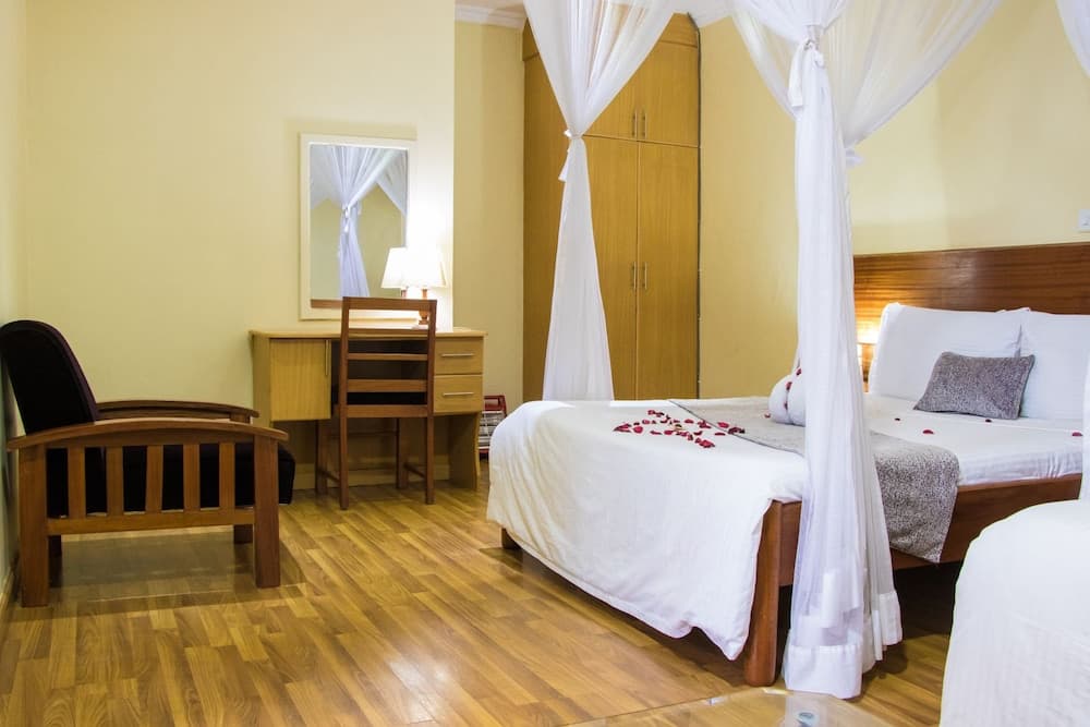 Safi Hotels