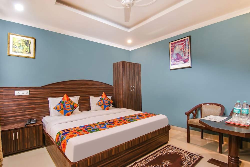 FabHotel Anuj Regency