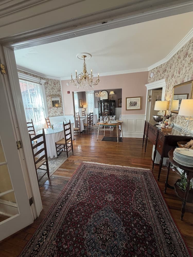 Old Powder House Inn
