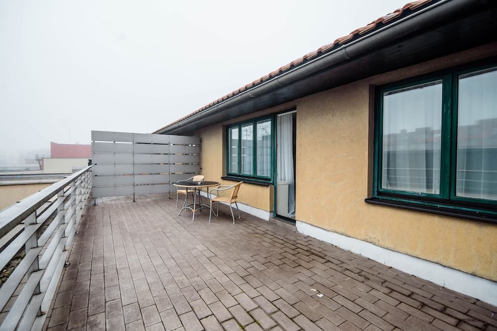 Navalis Hotel